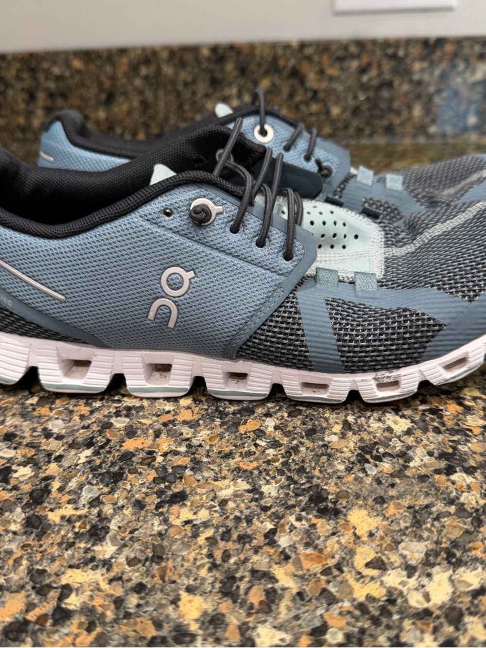 On CloudRunning Shoes in Steel Blue and Black ladies size 7